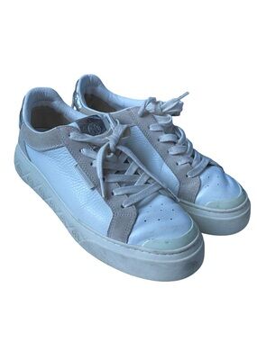 Tory Burch Ladybug white tan silver platform logo low top sneakers size 9.5 M